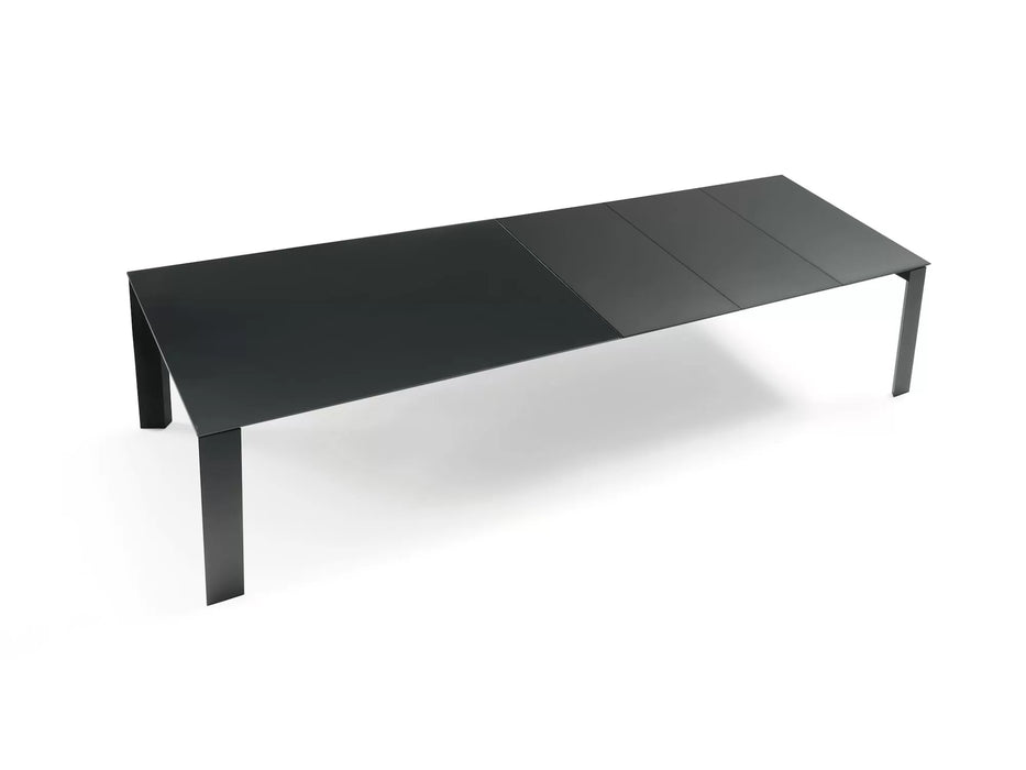 Pascal Extendable Table