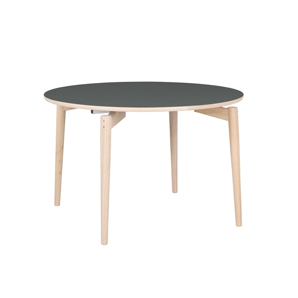 Best extendable dining tables in Hong Kong at MyConcept