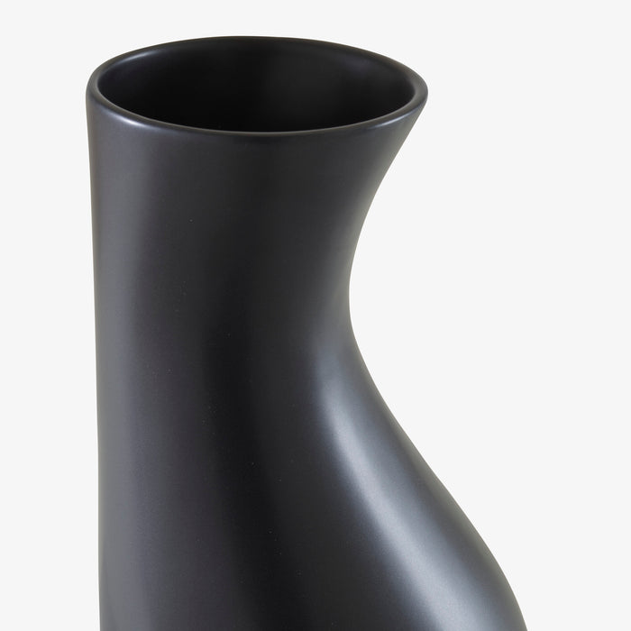 Ligne Roset Hanbun Vase Black Lacquer - MyConcept Hong Kong