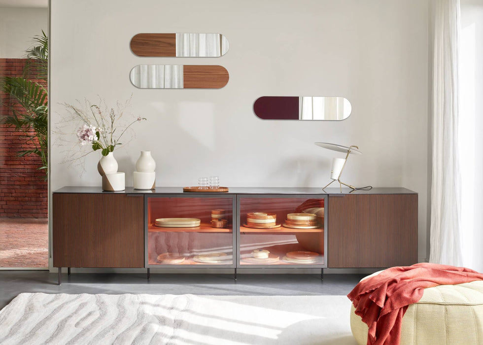 Ligne Roset Hat Mirror Laqué Rouge Noir - MyConcept Hong Kong