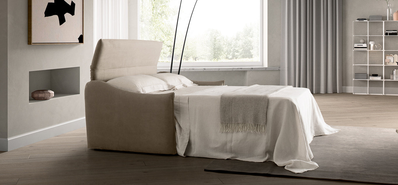 Aurora by Nicoline Italia - angle view