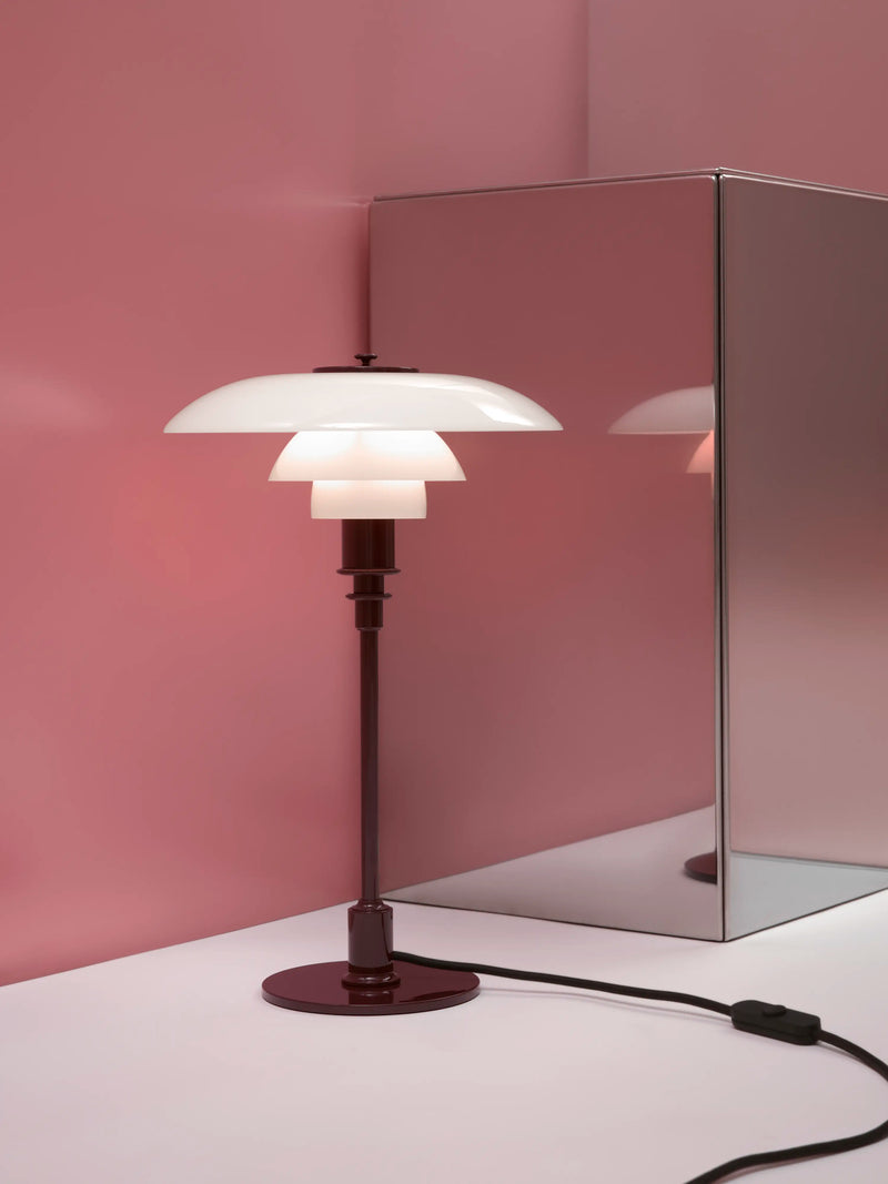 PH 3/2 Table Lamp Glossy Burgundy