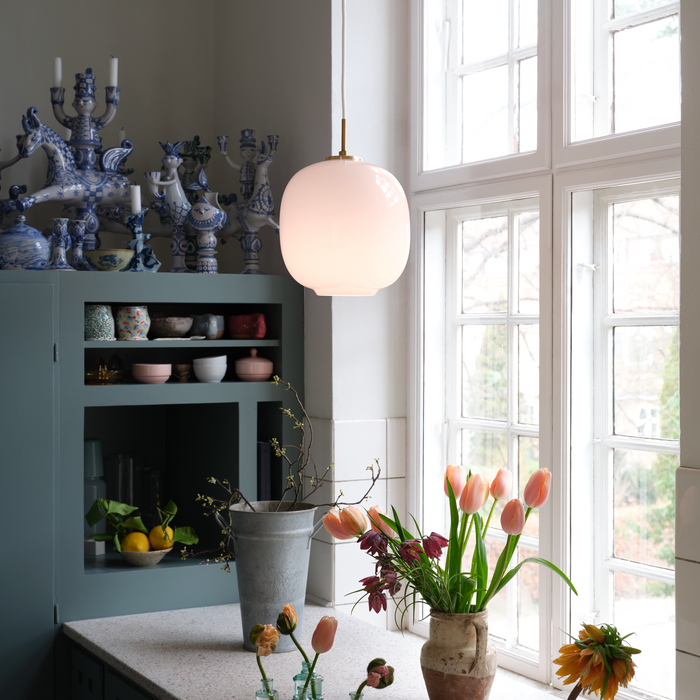 VL45 Radiohus Pendant Pale Rose