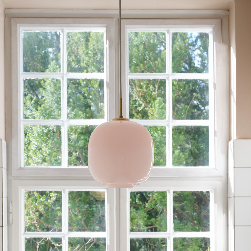 VL45 Radiohus Pendant Pale Rose