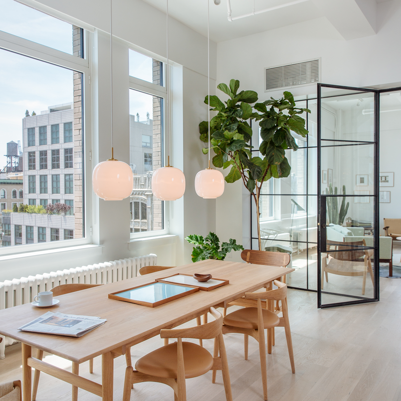 VL45 Radiohus Pendant Pale Rose