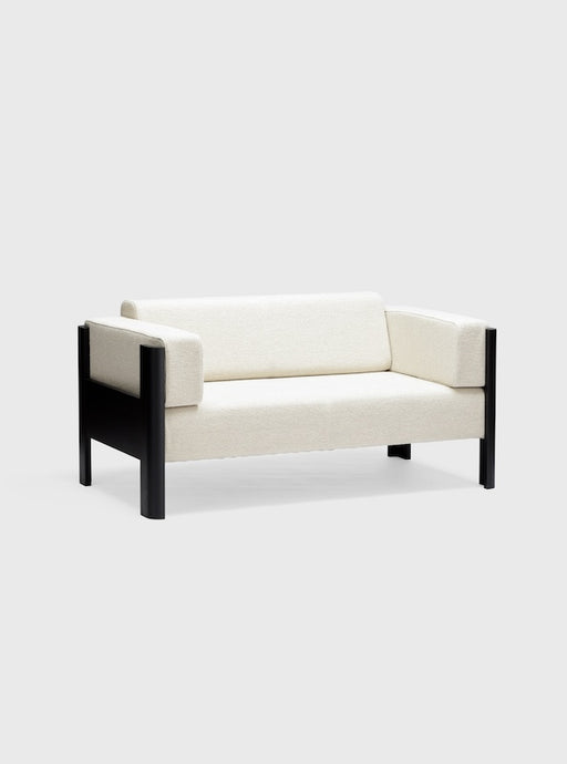 Tonbo Sofa