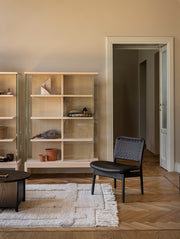 Hikari Cabinet