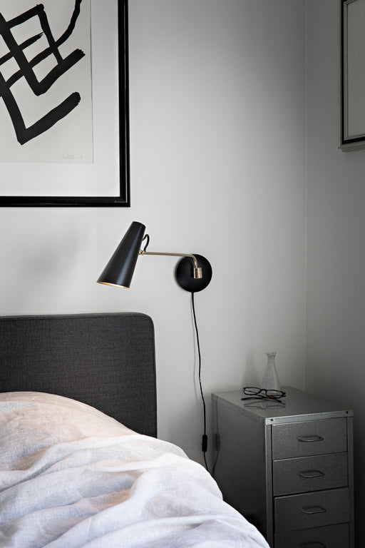 Birdy swing wall lamp