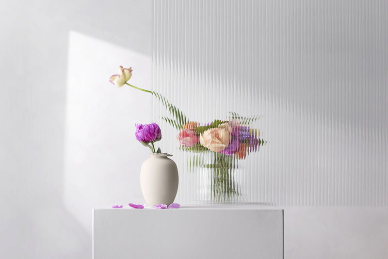 Brim vase