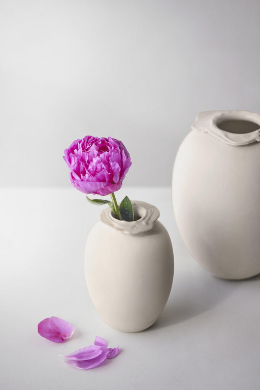 Brim vase