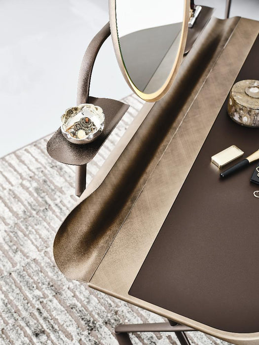 CATTELAN COCOON TROUSSE Leather Desk - MyConcept Hong Kong