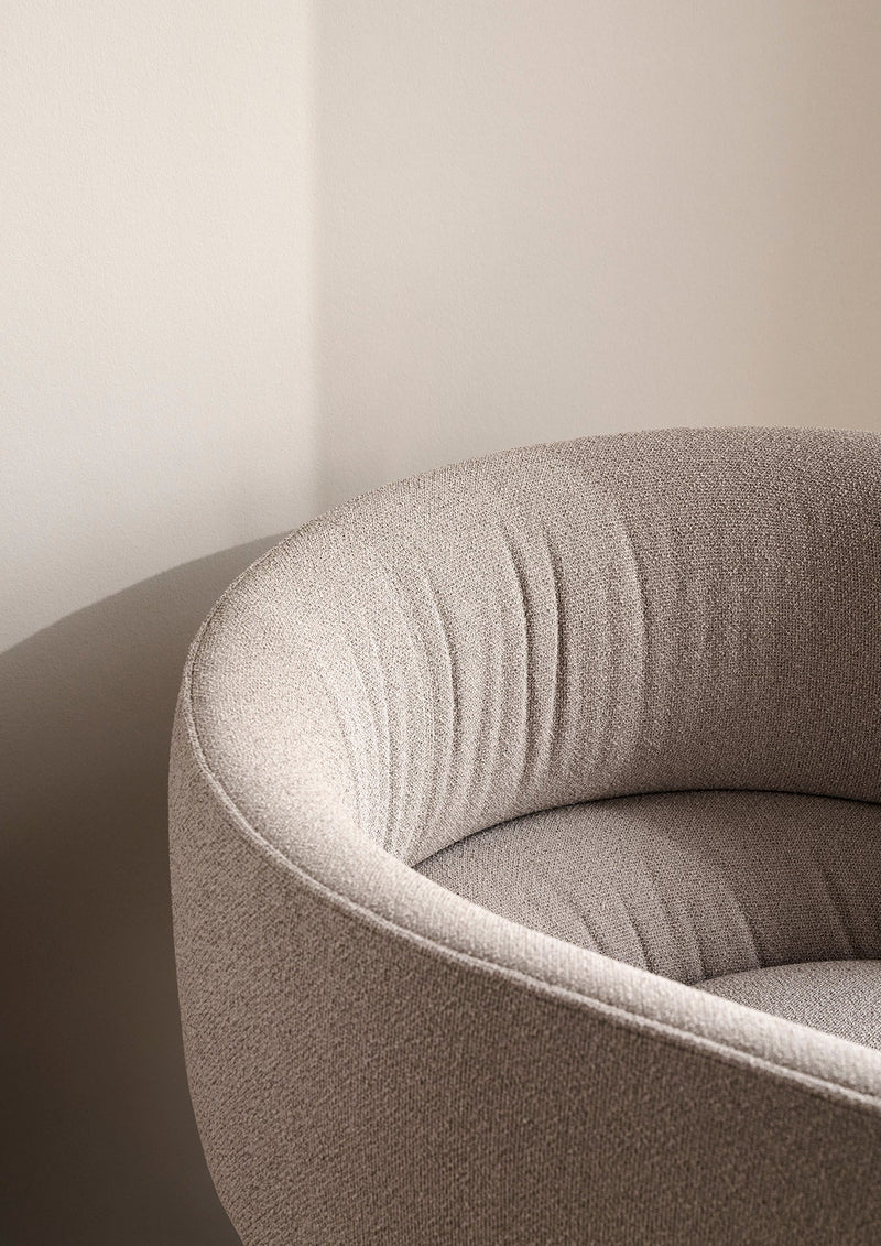 Wendelbo Collar Lounge Chair