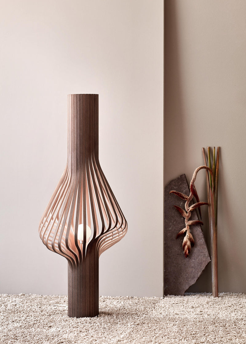 Diva floor lamp