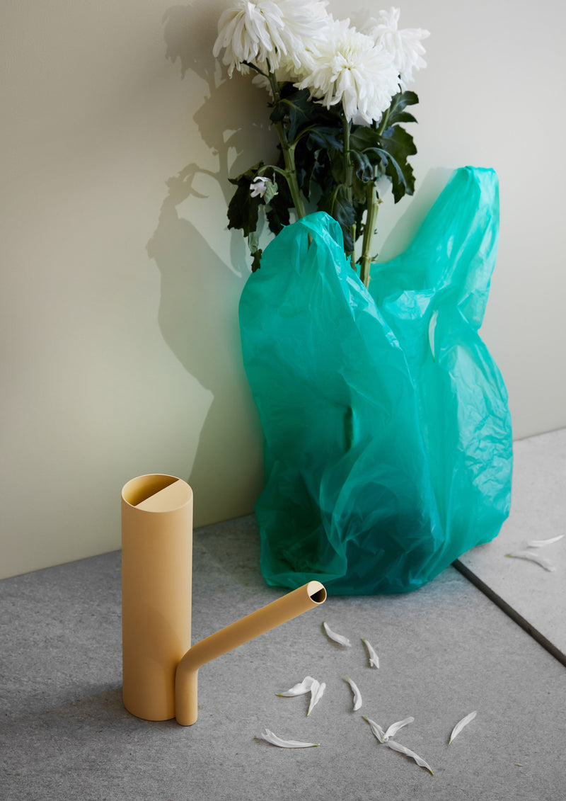 Grab watering can