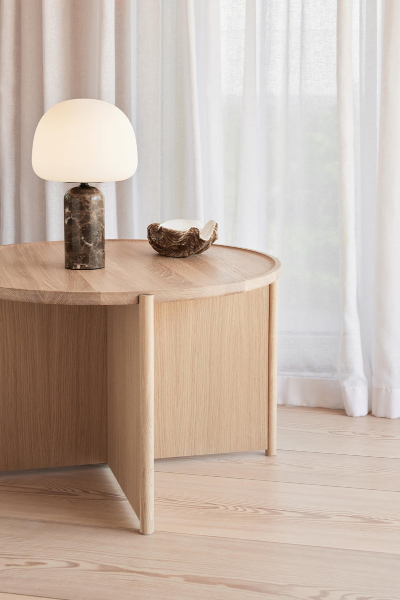 Kin table lamp