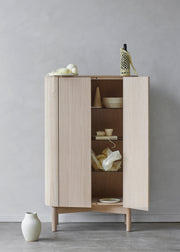 Loud cabinet