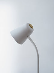 Me dim floor lamp