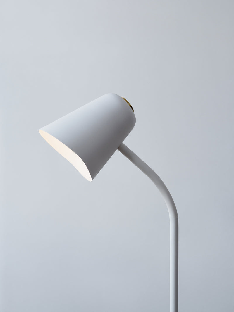 Me dim floor lamp