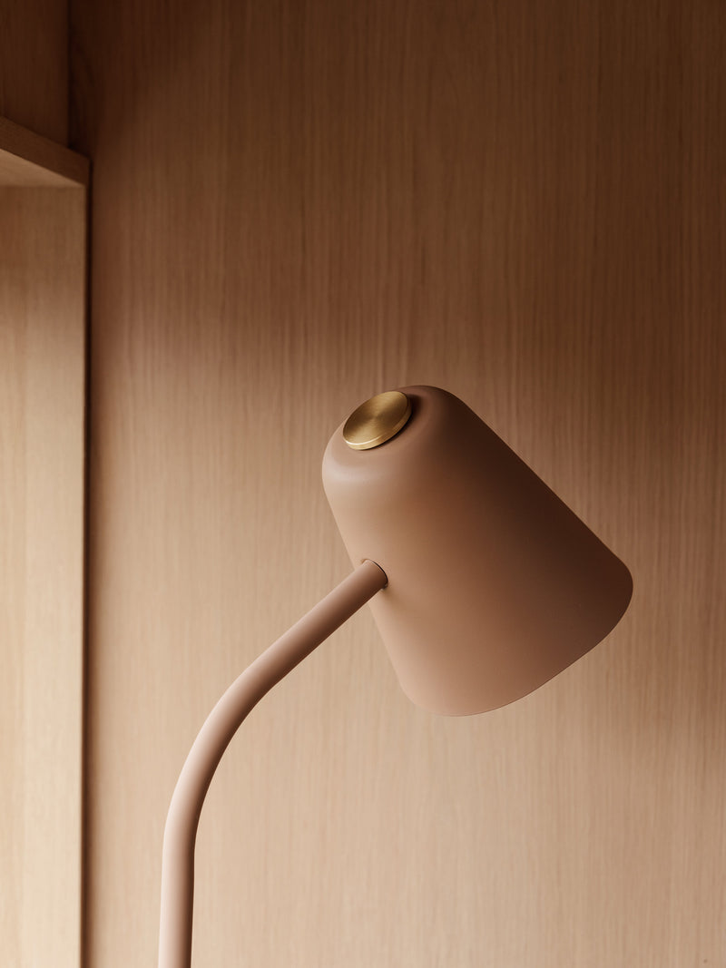 Me dim floor lamp
