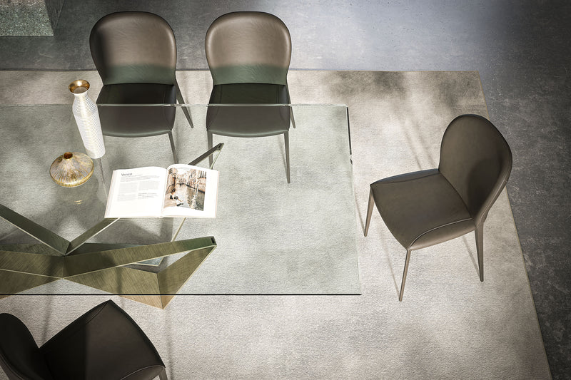 SKORPIO Table