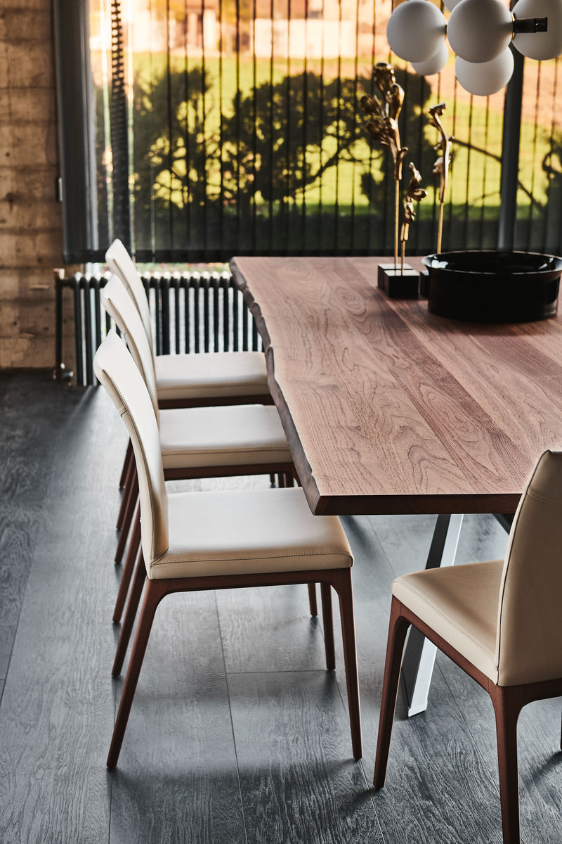 SPYDER Wood Table