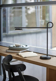 Salto table lamp
