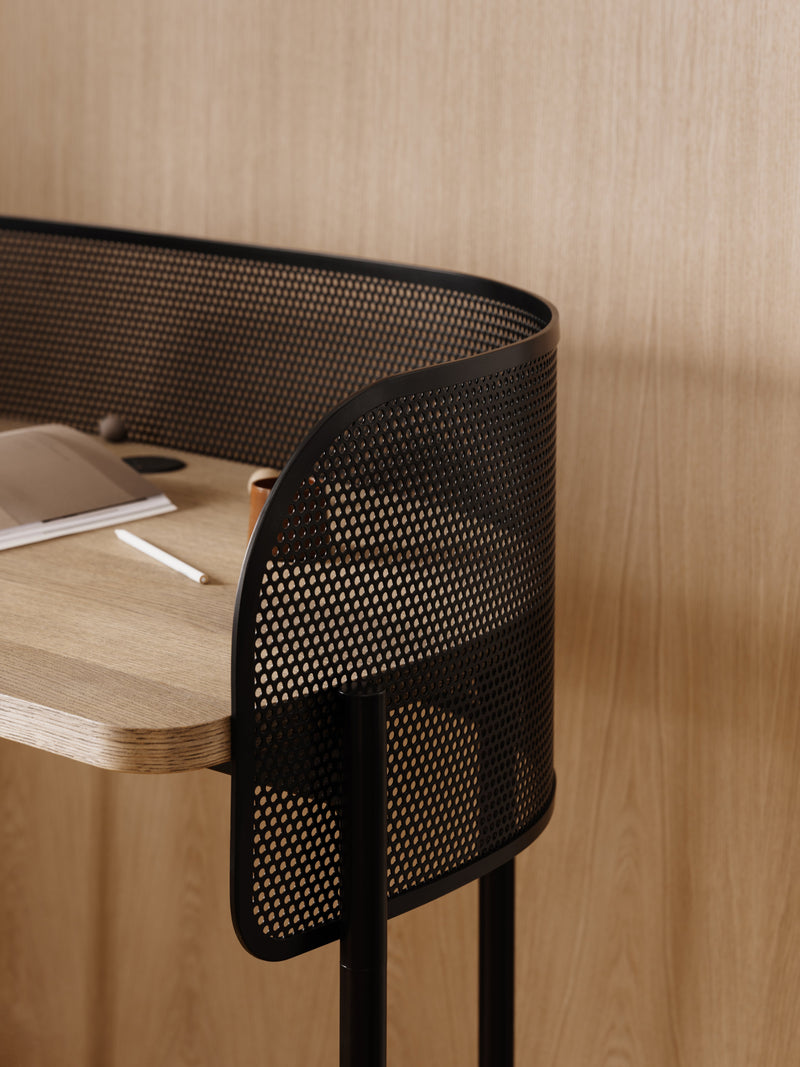 Shelter work desk