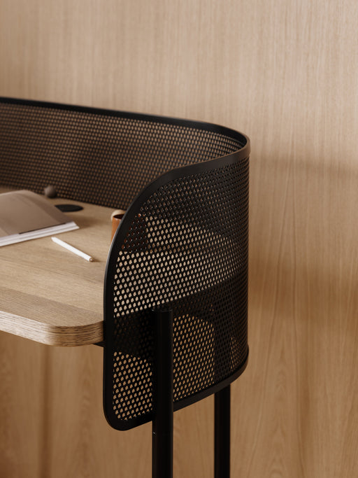Shelter work desk