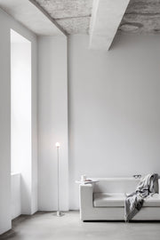 Snowball floor lamp
