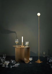 Snowball floor lamp