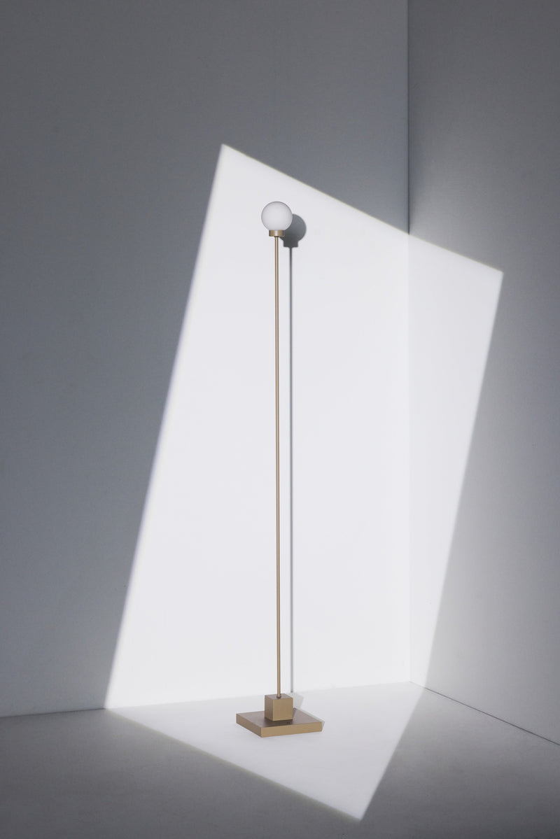 Snowball portable floor lamp