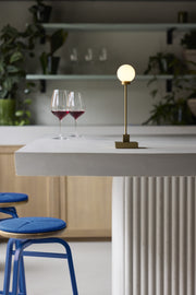 Snowball portable table lamp