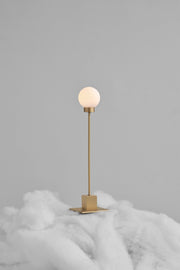 Snowball table lamp