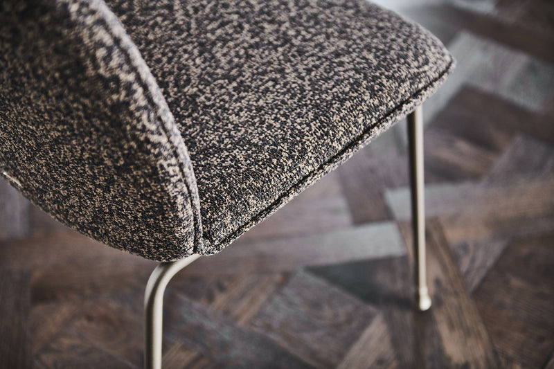 TINA Chair