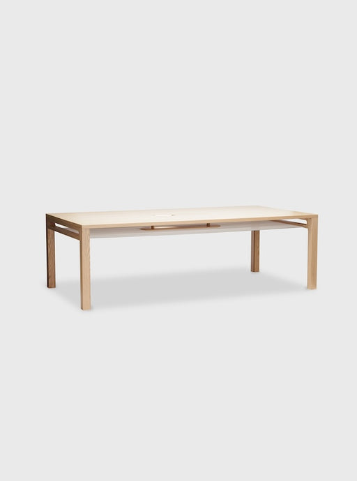 Toami Table