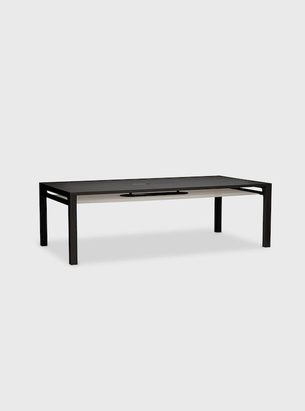 Toami Table
