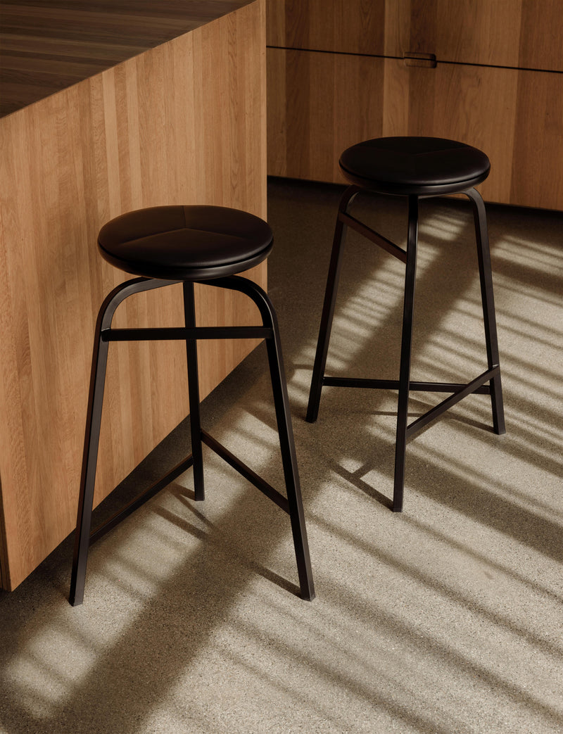 Treble bar stool