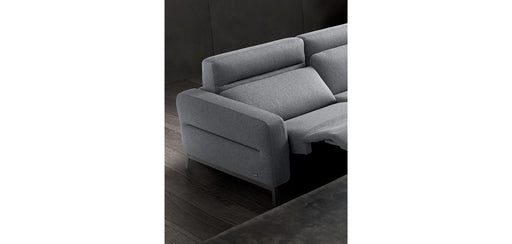 Antares Leg by Nicoline Italia - angle view