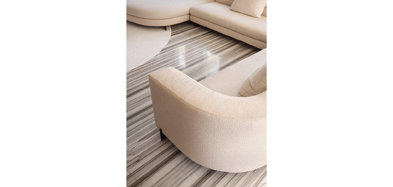 Aura by Nicoline Italia - close-up