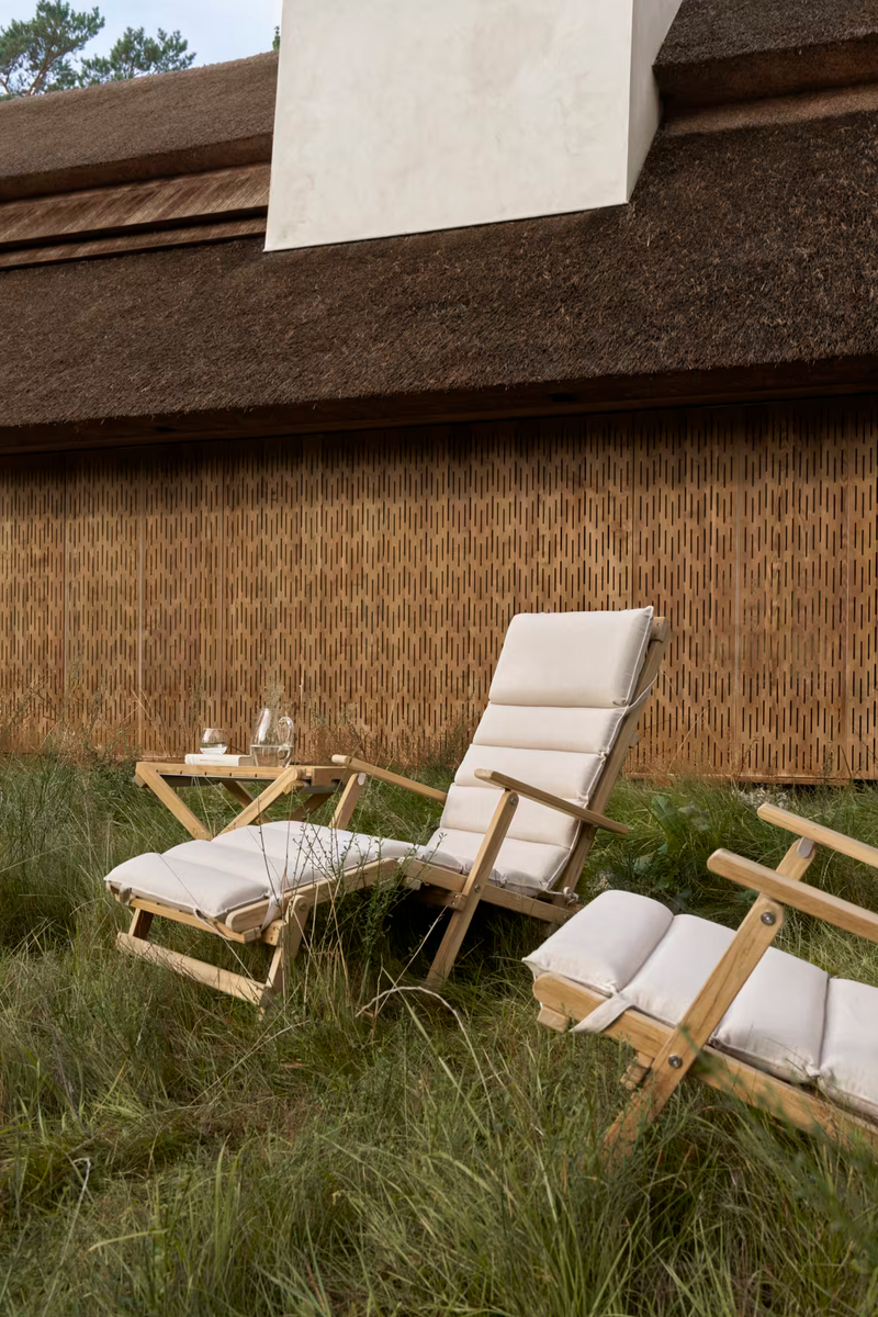 BM5565 Deck Chair With Footrest & Cushion - MyConcept Hong Kong