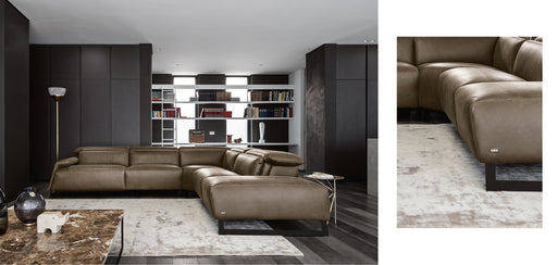 Canaletto by Nicoline Italia - front view