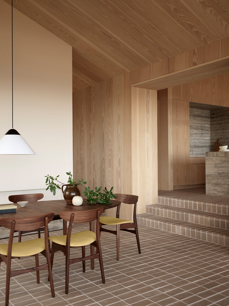 HJW38 Opala Pendant Mini in lounge setting