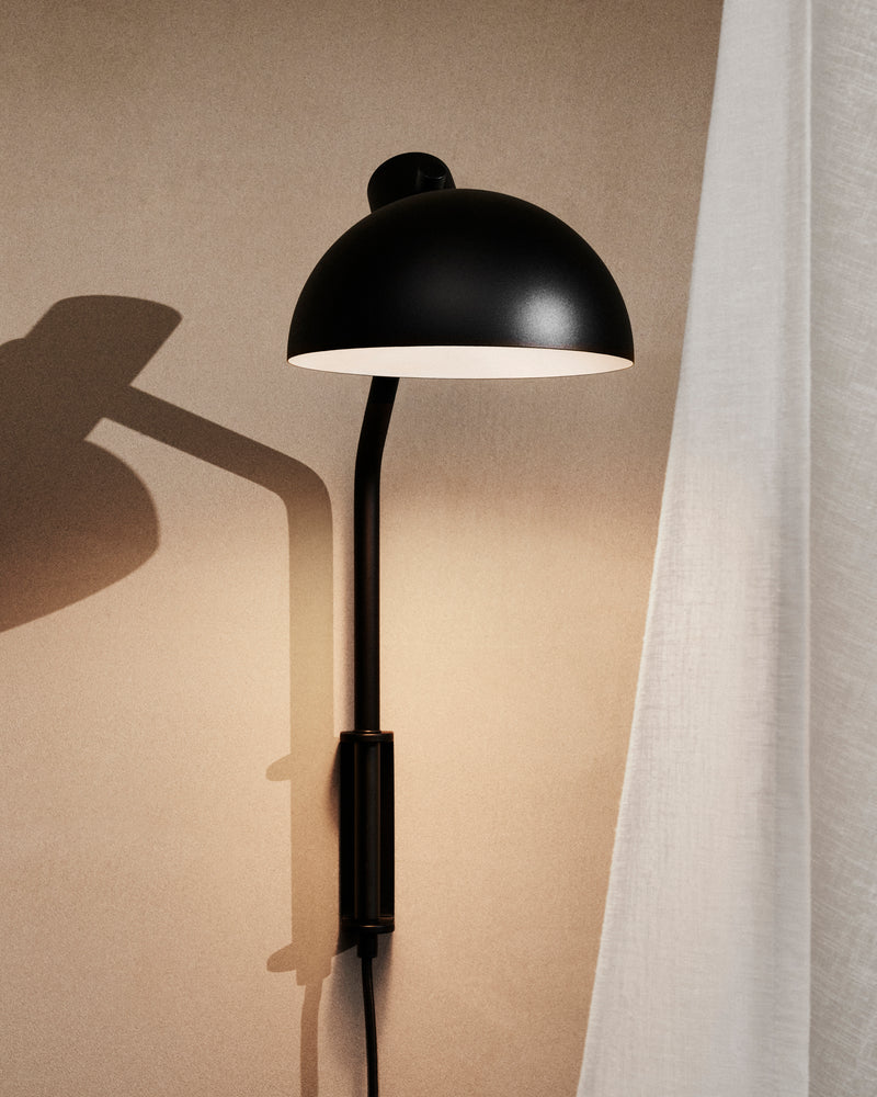 MO300 Wall Lamp black illuminated in interior