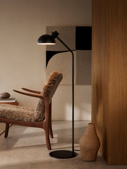 MO320 Floor Lamp in living room with OW124 daybed