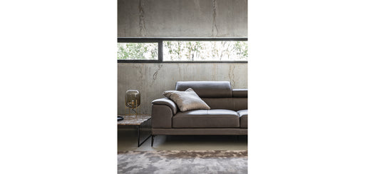 Tiziano by Nicoline Italia - angle view