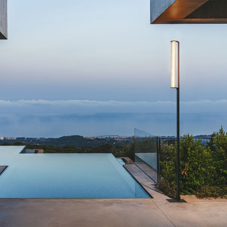 Class Outdoor Lamp - MyConcept Hong Kong