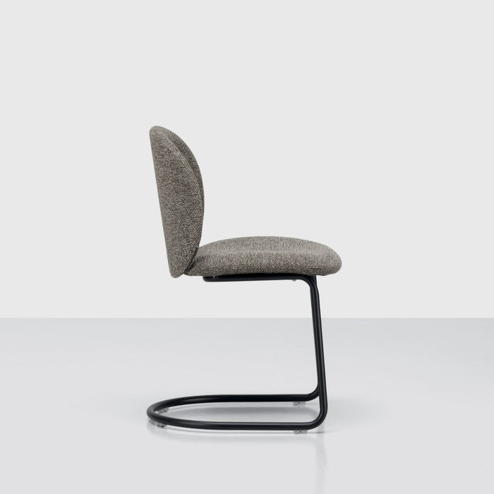 DUA Cantilever Chair - Backrest 1