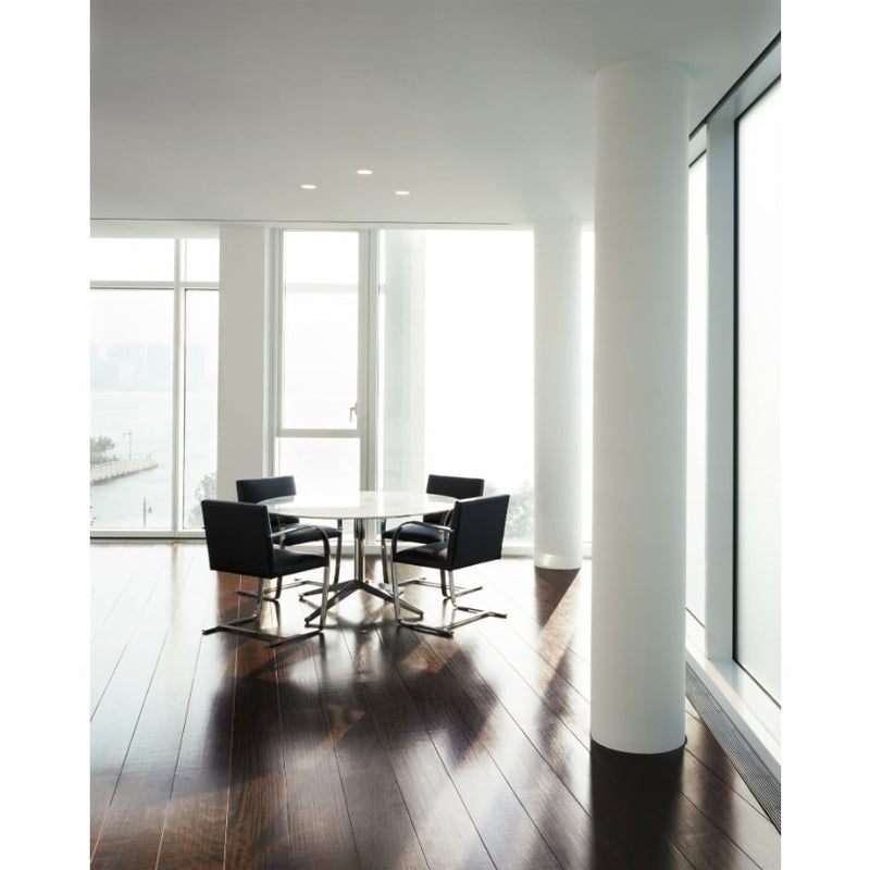 The Mies van der Rohe Chaise Longue Armchair - MyConcept Hong Kong