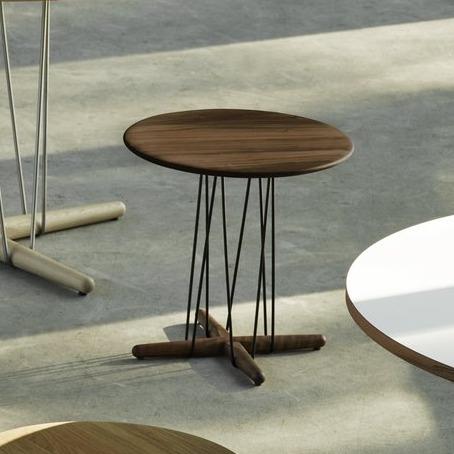 E021 Embrace Lounge Table - MyConcept Hong Kong