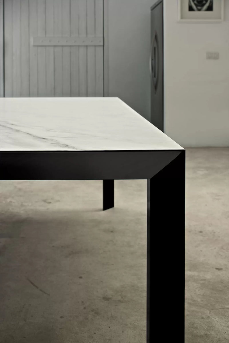 Genio Extendable Table - MyConcept Hong Kong